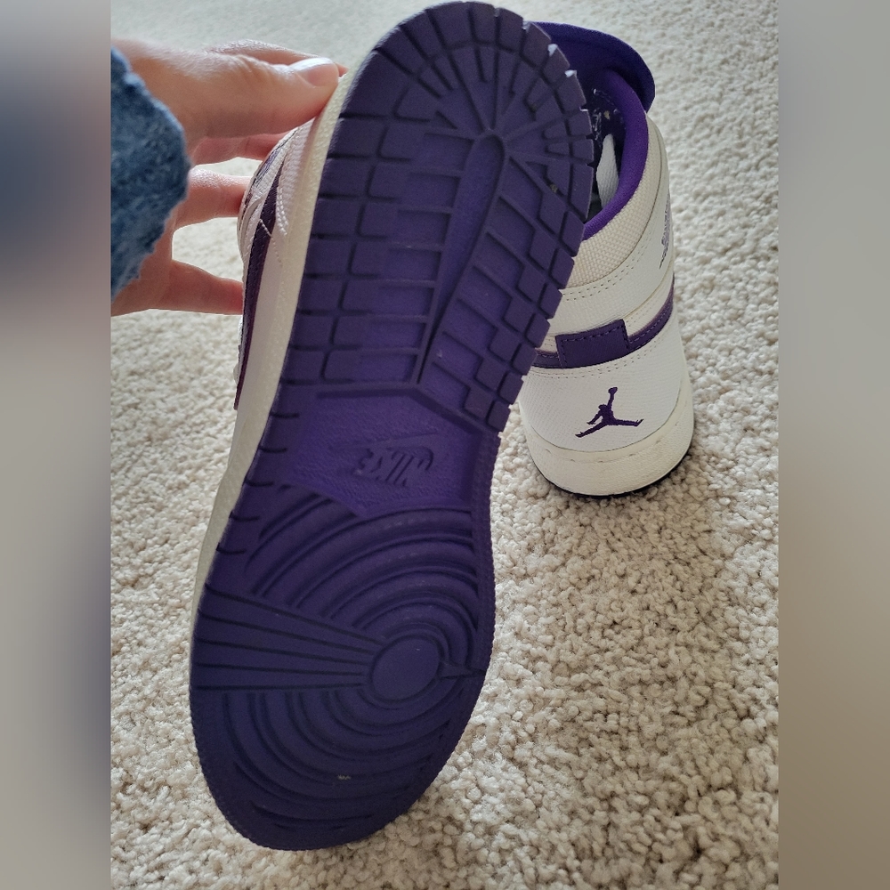 Shoes - Picture 2 of 2